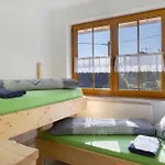 Hinterbauernhof Kuhgefluester