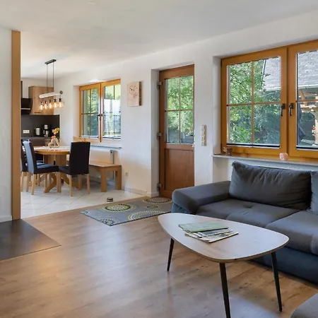 Hinterbauernhof Kuhgefluester Daire *