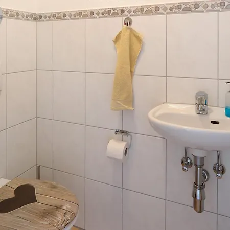 Hinterbauernhof Kuhgefluester Daire *