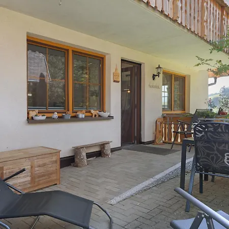 Hinterbauernhof Kuhgefluester Stegen